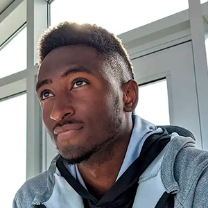 Маркес Браунли (MKBHD)